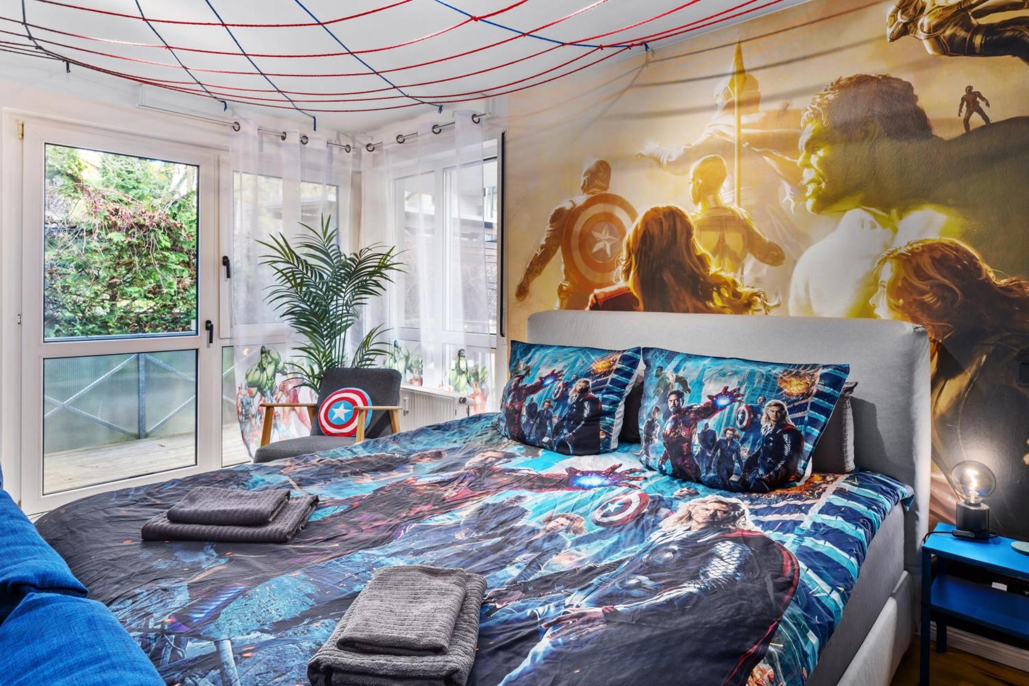 Edler Wohnraum Disney Marvel Studio Mit Balkon, Boxspringbett, Kaffeevollautomat, Lift & Parkplatz Chemnitz Esterno foto
